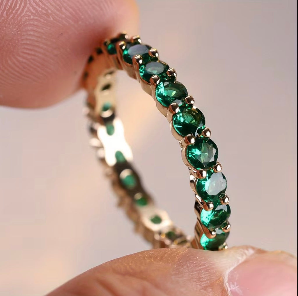 EMERALD ETERNITY RING